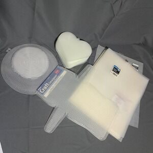 Plastic Canvas Lot Hearts Circles Purse Forms 7 Mesh 10 Mesh Clear Craft